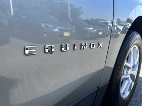 Used 2023 Chevrolet Equinox LT w/ Driver Convenience Package image 46