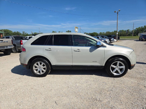 Used 2007 Lincoln MKX 2WD image 2