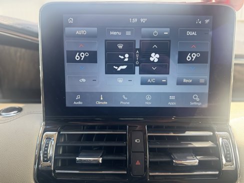 Used 2020 Lincoln Navigator Reserve w/ Equipment Group 208A Reserve image 12