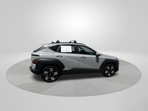 Used 2024 Hyundai Kona SEL image 8