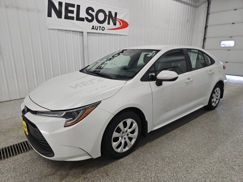 Used 2024 Toyota Corolla LE image 4