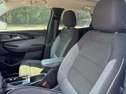 Used 2021 Chevrolet TrailBlazer LT w/ Sun and Liftgate Package image 14