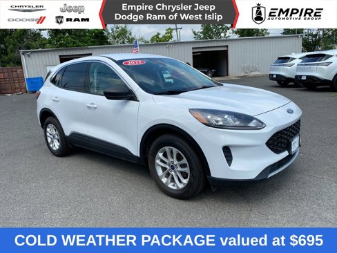 Used 2022 Ford Escape SE w/ Cold Weather Package image 1