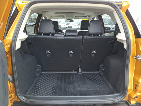 Used 2021 Ford EcoSport SES w/ Interior Protection Package image 28