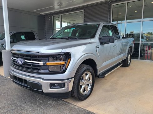 New 2025 Ford F150 XLT w/ Equipment Group 301A Standard image 1