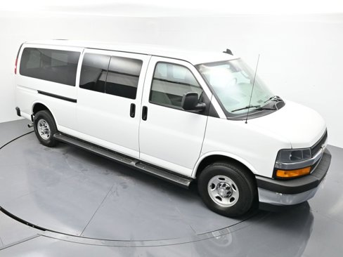 Used 2019 Chevrolet Express 3500 LT w/ LT Preferred Equipment Group image 17