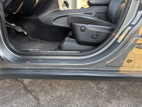 Used 2012 Jeep Grand Cherokee Limited image 12