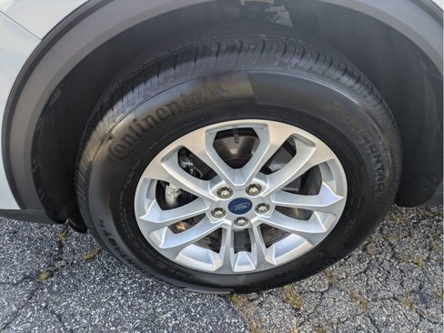 Certified 2022 Ford Escape SE w/ Cold Weather Package image 33