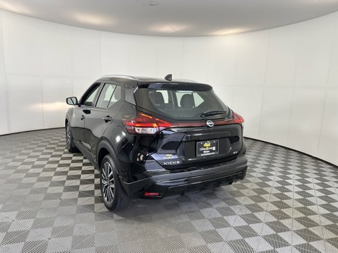 Used 2023 Nissan Kicks SV w/ Interior Electronics Package image 8