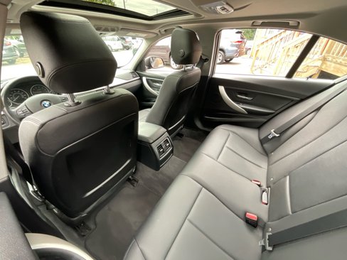 Used 2016 BMW 320i Sedan image 27