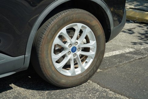Used 2020 Ford Escape SE image 15