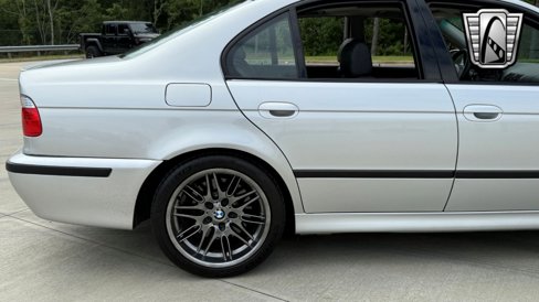 Used 2001 BMW 540i Sedan image 9