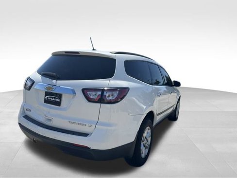 Used 2013 Chevrolet Traverse LS image 9