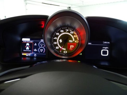 Used 2019 Ferrari GTC4Lusso image 21