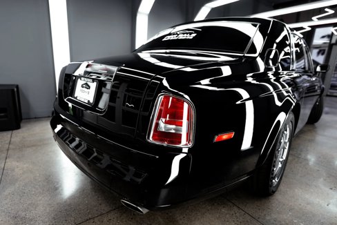 Used 2007 Rolls-Royce Phantom Sedan image 7
