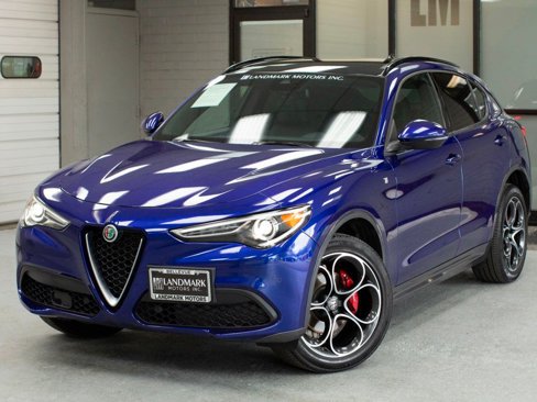 Used 2022 Alfa Romeo Stelvio Ti image 14