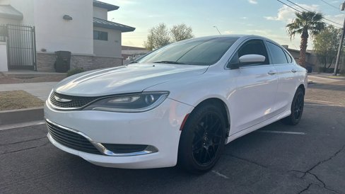 Used 2015 Chrysler 200 Limited w/ Convenience Group image 9
