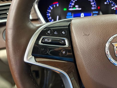 Used 2015 Cadillac SRX Luxury w/ Driver Awareness Package image 36