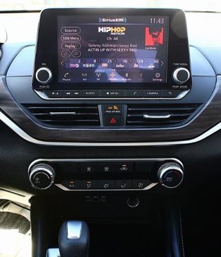 Used 2023 Nissan Altima 2.5 SV image 14