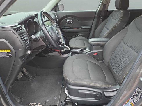 Used 2016 Kia Soul + w/ Audio Package image 21