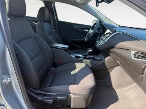 Used 2023 Chevrolet Malibu LT image 10