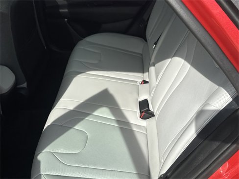 Certified 2023 Hyundai Elantra Limited image 13