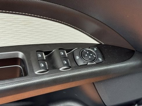 Used 2020 Ford Fusion SE w/ Equipment Group 151A image 10