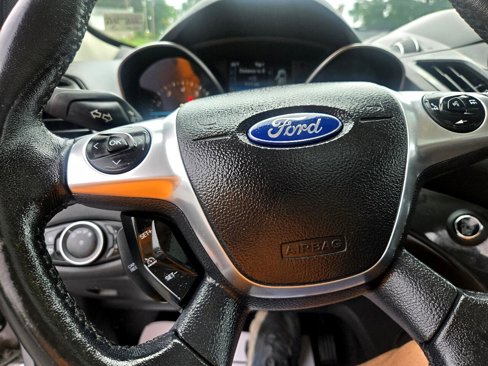 Used 2016 Ford Escape Titanium image 25