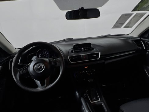 Used 2014 MAZDA MAZDA3 i Sport image 29