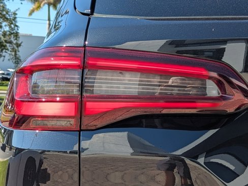 Used 2023 BMW X5 M Competition w/ Competition Package image 10