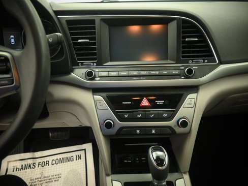 Used 2018 Hyundai Elantra SEL image 17