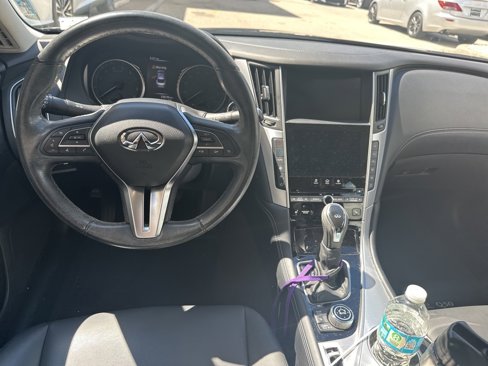 Used 2020 INFINITI Q50 Luxe w/ Essential Package (3.0T Luxe) image 12