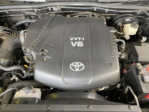 Used 2014 Toyota Tacoma 4x4 Access Cab V6 image 25