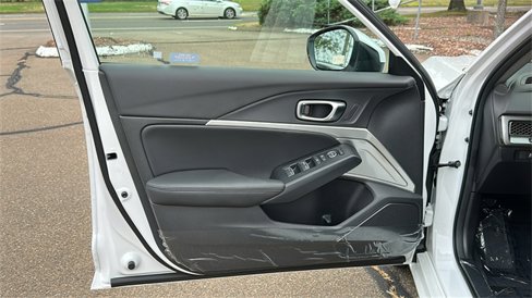 New 2025 Acura Integra image 9