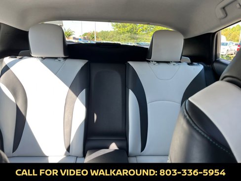 Used 2018 Toyota Prius Prime Advanced image 27