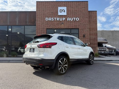 Used 2019 Nissan Rogue Sport SL w/ Premium Package image 5