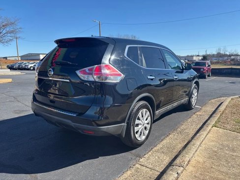 Used 2015 Nissan Rogue S w/ S Family Package image 7