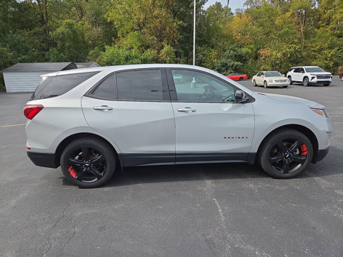 Used 2020 Chevrolet Equinox LT image 2