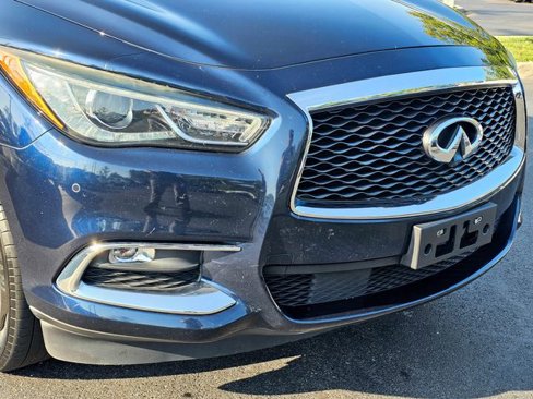 Used 2018 INFINITI QX60 AWD w/ Premium Plus Package image 3