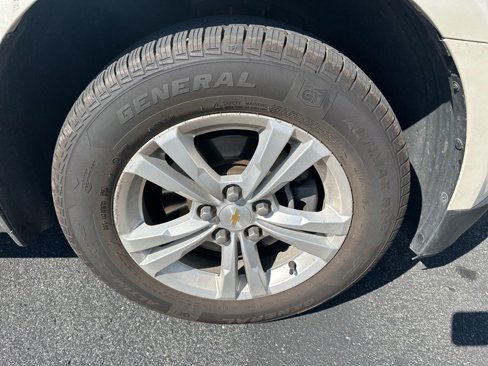 Used 2015 Chevrolet Equinox LT w/ Driver Convenience Package image 10
