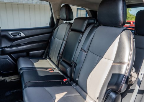 Used 2019 Nissan Pathfinder SL image 29