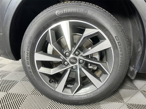 Used 2023 Audi Q5 2.0T Premium w/ Convenience Package image 20