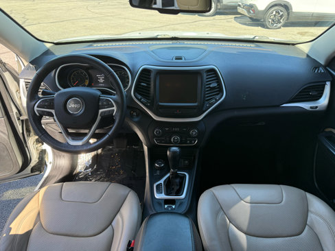 Used 2016 Jeep Cherokee Limited w/ Luxury Group image 16