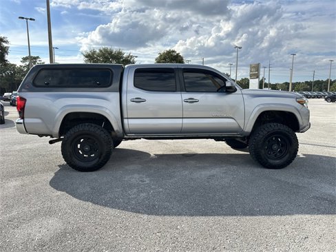 Used 2019 Toyota Tacoma SR5 image 3