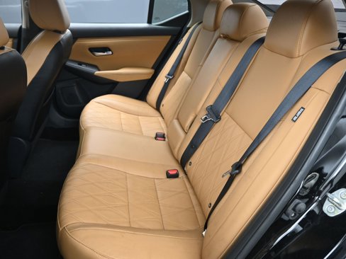 Used 2020 Nissan Sentra SV image 12