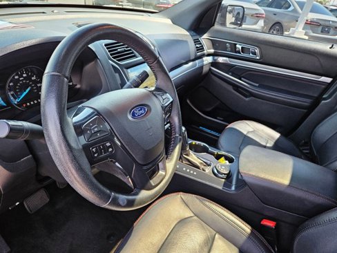 Used 2018 Ford Explorer Sport w/ Equipment Group 401A image 10