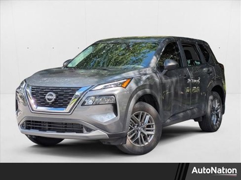 Used 2023 Nissan Rogue S image 1