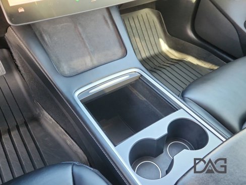 Used 2022 Tesla Model 3 Standard Range image 33