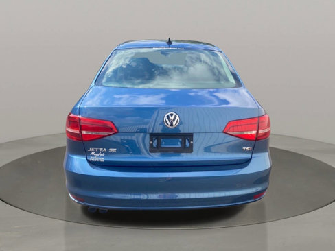 Used 2015 Volkswagen Jetta SE image 5