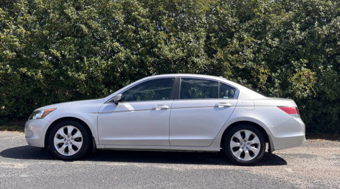 Used 2009 Honda Accord EX-L image 2